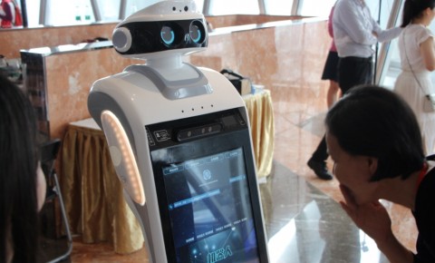 广州AI机器人代理是风口还是割韭菜？我亲自跑了一圈市场，有话要说！